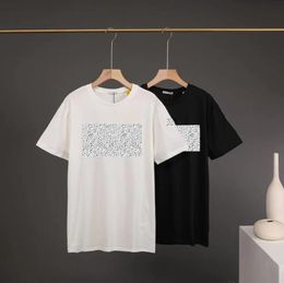 2021 Été pour hommes T-shirt Fashion Simple Pure Coton Pure Black and White couples Vêtements Casual High Quality Lettre broderie M2XLT4040678