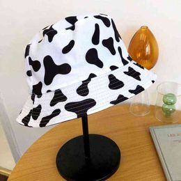 2021 zomer vrouwen visser hoed emmer hoed japanse niche leuke koe wild dubbelzijdige zonnescherm hoed katoen polyester cap G220311