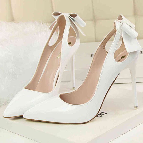 2021 Doux Femmes 10 cm Stripper Talons Hauts Pompes Scarpin Blanc Rose Nude Talons Femme Papillon Noeud Stiletto Pompes Parti Chaussures G220425