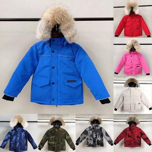 Kinderontwerper Down Coat Winter Jacket Boy Girl Baby Outerwear Jackets met badge Dikke Warm Warly Weer Coats Children Parkas Fashion Canada