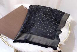 2021 Top Belle lettre Silk and Wool Fashion Scarf dames décorative 18070cm Style européen PAS BOX3891669
