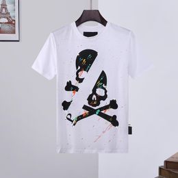 2021 Top Hommes Femmes Designer crânes Diamant T-shirts polo lacoste manteaux à capuche Shorts T-shirt jeans Jersey ceintures sac à main montre 13