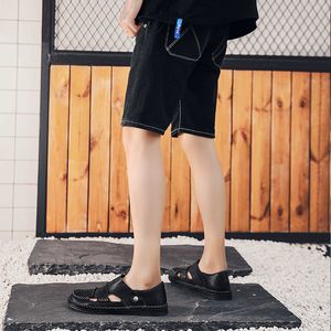 2021 Topkwaliteit Grote maat 48 Mens Womens Sandalen Koreaanse Casual Trend Strandschoenen Grensoverschrijdende Heren Sneakers Zomer Sandaal en Slipper Code: 31ZT-9510