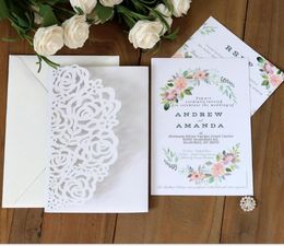 2021 Tri-Fold Pocket Rose Wedding Invitation Card met RSVP Envelop Navy Blue Flora Modern Laser Cut Uitnodiging Papier