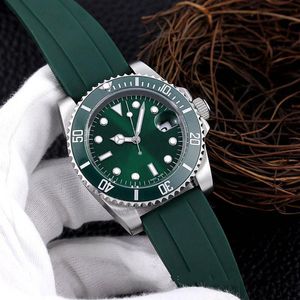 Top Mens Watch Mechanische automatische beweging Business Rubber Watch Men Calendar horloges polshorloges