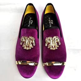 2021 Muis de robe Veet Robe-Handmade avec pour les chaussures de mariage en or pour hommes Zapatillas Hombre B33 326 988