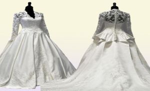 2021 Vintage Kate Middleton Mangas largas Vestidos de novia de otoño ALine VCuello Marfil Apliques de tafetán Peplum Vestidos de novia Vestidos D6433671