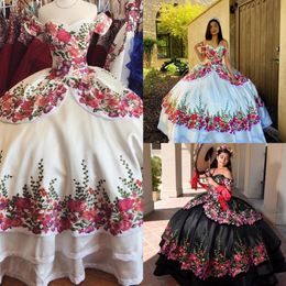 2021 Vintage blanc noire de quinceanera robes charro mexciennes filles florales jupe à plusieurs niveaux