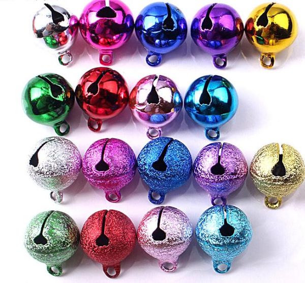 2021 Gros-Festival Style 240pcs / lot Couleurs mélangées Petits bijoux Cloches, Décoration de Noël Ornement Jingle Bells