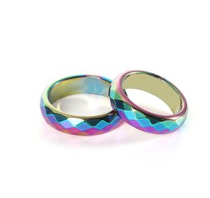 2021 Bague hématite à facettes arc-en-ciel en gros, cet absorbeur d'énergie négative, bagues de bande de pierres précieuses noires magnétiques pour femmes hommes, bijoux tendance