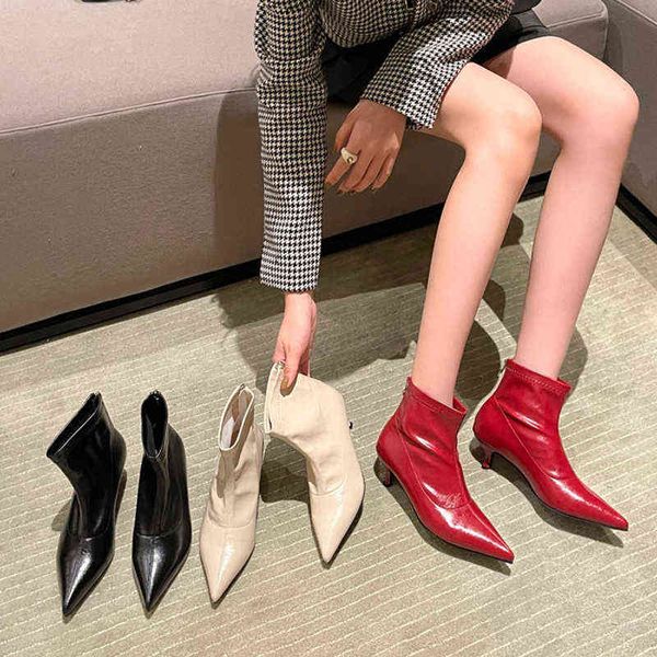 2021 hiver femmes de luxe chaude fourrure noire talons bas bottines bottines beige vin rouge cuir doux bottes courtes pointues chaussures de soirée Y1209