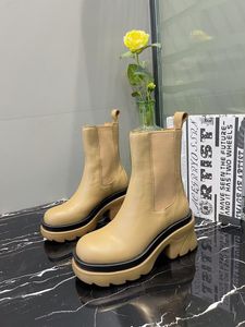 2021 invierno botas cortas tacón suela gruesa piel de becerro en dos colores con zapatos western talla 35-40