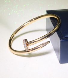2021 avec bracelet à ongles à vis à vis Titanium en acier doré charme amour bracelet bracelet pour hommes et femmes couples de mariage gif1466588