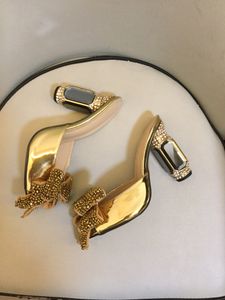 2021 dames dames echt echt lederen strass hoge hakken sandalen zomer flip-flops slipper slip-on trouwjurk gladiator schoenen diamant stembiljetten 3D strikje