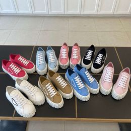 Dames Wiel Cassetta Platform Platte Sneakers Dikke rubberen bodem Trainer Canvas Veterschoenen Luxe vrijetijdsschoenen