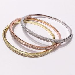 2021 bracelet en or jaune dernière conception de bracelets pour les femmes réglage de canal semizircon mode cuivre femmes cadeau d'anniversaire top bracelets de luxe bijoux personnalisés
