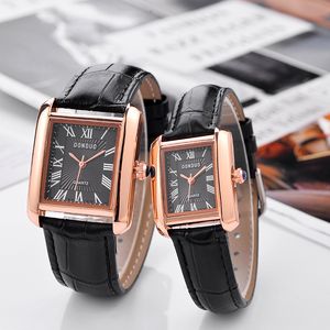 2021 Casual Dames Quartz Waterdichte Watch Simple Temperament Wind Light Luxe Small Exquisite