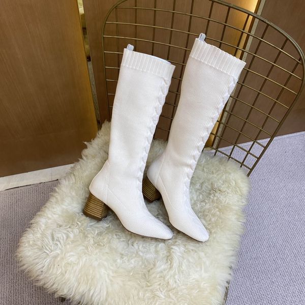 2022 bottes d'automne et d'hiver chaussettes élastiques tricotées à talons hauts épais bottes bout carré talon moyen britannique mince décontracté tout-match nu