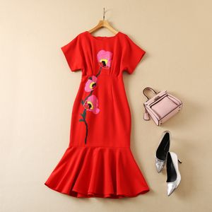 2022 Autumn Round Round Neck Floral Panced Dress Black / Red Short Sleeve Sequins Mermaid Casual Dresses S2O080116 Plus Size XXL