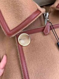 2022 B maison automne et hiver nouvelle laine manteau femmes double boutonnage en cuir ourlé contraste couleur long style banlieue double face laine