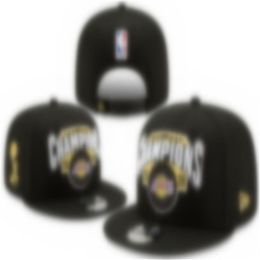 2022 Ball Lettre Nouveau d'été Classic Baseball Hats Fitted Team Sport Football Basketball CAP VOIE MEN MEN MODIAL TOP FLAT SNAPBACK 262E