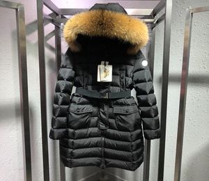 2022 Big Fur Coat d'hiver parka épaissie de parka couture mince long manteau d'hiver en bas coton dames down parka veste femme7110789