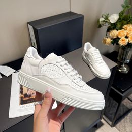 Produit de luxe supérieur 23A Sneaker Chaussures décontractées Blanc Noir Baskets basses avec boîte taille 35-40