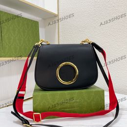 2022 Blondie Medium Interlocking Sac à bandoulière Womens Designer Handsbag Crossbody avec bracelet Web rouge vert
