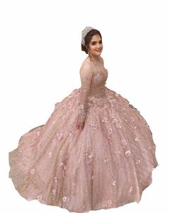 2022 Blush Pink Sparkly Lovertjes Baljurk Quinceanera Jurken Bruidsjurken Illusie Lace Up Corset Hollow Back Pailletten Lange Mouwen Zoete 16 Jurk met bloemen