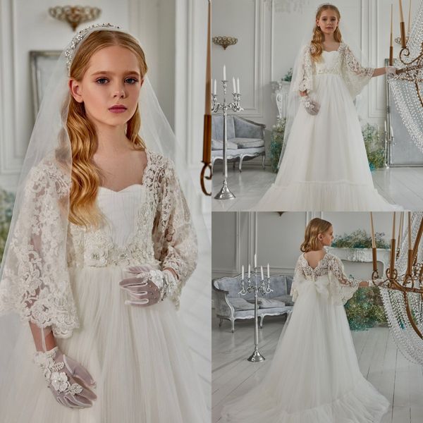 2022 Robes de fille fleurie boho pour les mariages en dentelle à manches longues une ligne Bohemian Communion Party Wear Tulle Princess Bridal Robes