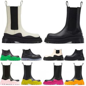 2023 Neumático de goma Mujer Botas de diseñador Chelsea Botas sobre la rodilla Moda Hombre Mujer Motocicleta Tobillo Media plataforma antideslizante Invierno Nieve Botines Zapatos