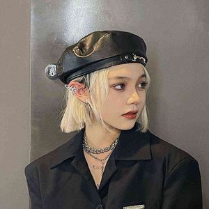 2022 Brand Luxe metal Pu Leather Beret Fashion Women Octagon krant jongens cap retro cap stijl vintage lederen pet Franse kunstenaar J220722