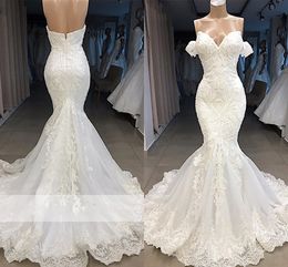 2022 Robes De Mariée Sirène Dentelle Robes De Mariée Perles Perlées Longueur De Plancher De L'épaule Robe De Novia Balayage Train Robe De Mariage