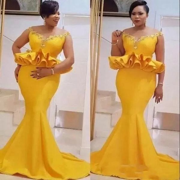 2022 vestidos de fiesta de sirena amarillo brillante de talla grande con volantes de satén Peplum vestidos de noche Aso Ebi tren de barrido vestido de fiesta Formal B0527W16