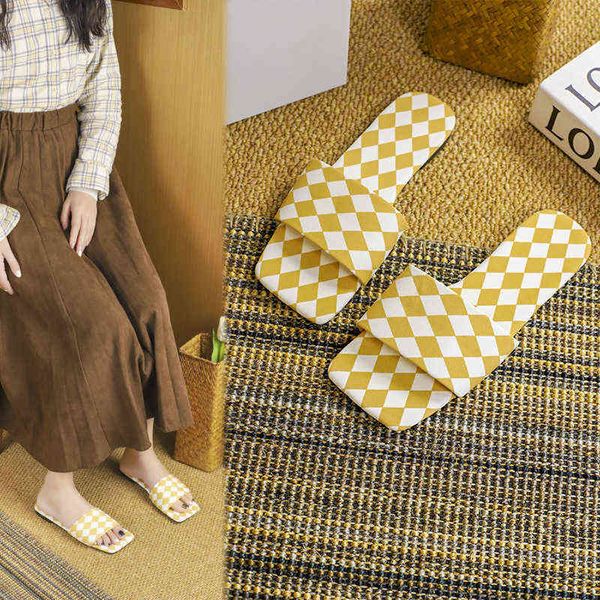 2022 couleur bonbon style coréen losange pantoufles vêtements d'extérieur pour femmes été nouvelles sandales mode ins style pantoufles à la mode G220526