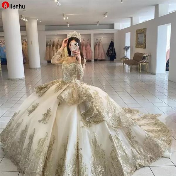 2022 Champagne perlé Quinceanera robes à lacets appliqué à manches longues princesse robe de bal robe de bal mascarade robe WJY591295p