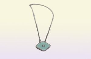 2022 Christmas Limited Edition Clover Designer Pendant Colliers pour femmes Retro Vine Silver 4 Leaf Bleu Light Diamond Brand Collier de luxe Bijoux9858158