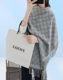 2022 Klassieke mode sjaal nieuwe herfst en winter warmte imitatie kasjmier scraf dames halflange sjaal k8 18070CM2556475