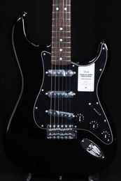 2022 Collection MIJ Traditional 70s St Guitare électrique noire