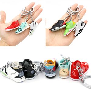 Porte-clés de chaussures de sport 3D de styliste créatif pour hommes et femmes, Mini chaussure de basket-ball mignonne, pendentif de sac, 2022