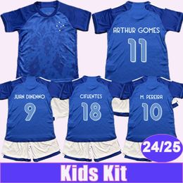 24 25 Cruzeiro Kids Kit voetbalshirts William Juan Dinnenno Bruno Arthur Gomes Nerisarthur Gomes M.Pereira Home Child Suit voetbaloverhemden