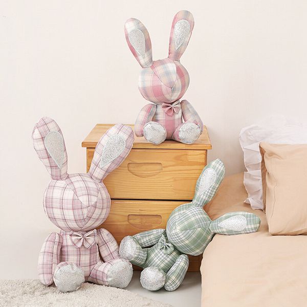 Poupée en peluche lapin à carreaux, jouet mignon, vente en gros, poupée de mariage, cadeau d'anniversaire pour petite amie, nouvelle collection 2022