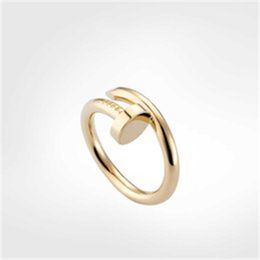 2022 Designer Bandringen Ring For Women Men Zirconia Betrokkenheid Titanium Steel Wedding Rings Sieraden Geschenken Mode -accessoires Hot No Boxtz1w