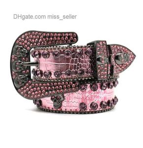 2022 Designer Beltsimon Righestone Belt Gun Color Crocodile Match Diamond Classed Perles Zinc Alloy Skull Personnalité Street6813264