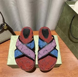 2022 designer lame mode femmes pantoufles sandales tissu spécial matériel broderie marque de haute qualité atmosphère de luxe élégant Diapositives 35-44
