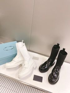 2022 Botas de diseñador Calcetines Zapatos de cuero Zapatos elásticos de punto negro Otoño Invierno Botines de marca para mujer Sexy Tacón grueso Caja de encaje plano