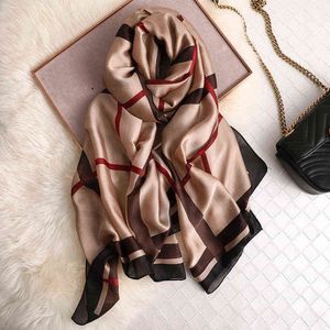 2022 Designer Brand Women Scarf Fashion Print Silk Sjalves Lady Hijabs sjaals en wraps Foulard Bandana Beach Stoles Pashmina Y220527