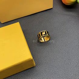 2022 Diseñador D anillo en espiral mujer MIDI anillo clásico diseño de lujo joyería oro y plata para mujer nunca se desvanecerá 123