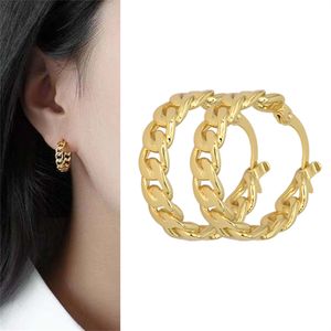 2022 Designer oorbellen voor vrouwen Design Charmante Hoop Earring Stud Hoge topkwaliteit Liefhebbers Gifts Gold Color Engagement Fashion sieraden Bruid Dames ooraccessoires