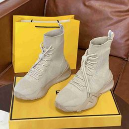 2022 Designer Fendyity Boots schoenen naakt zwart puntige teen midden hiel lange korte laarzen schoenen nmn